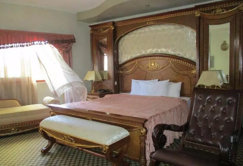 هتل Imperial Royale