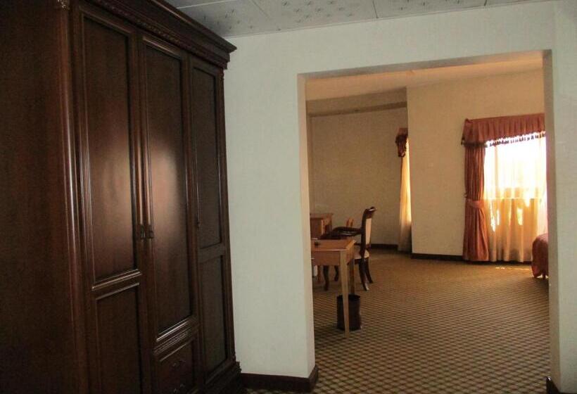 فندق Imperial Royale