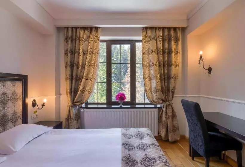 Отель Rizzo Boutique