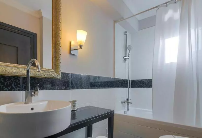 Отель Rizzo Boutique