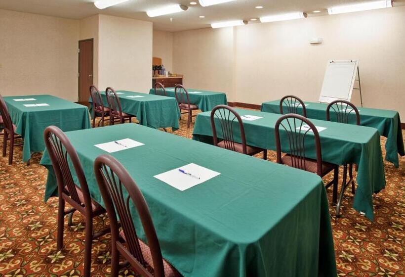 فندق Seasons Inn & Suites Highland