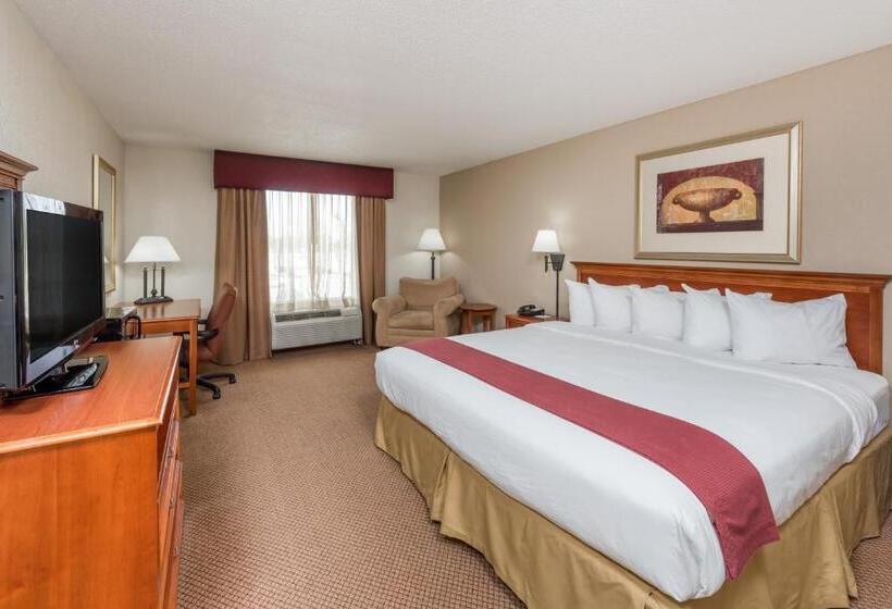 فندق Seasons Inn & Suites Highland