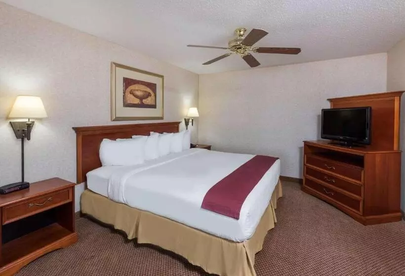 酒店 Seasons Inn & Suites Highland