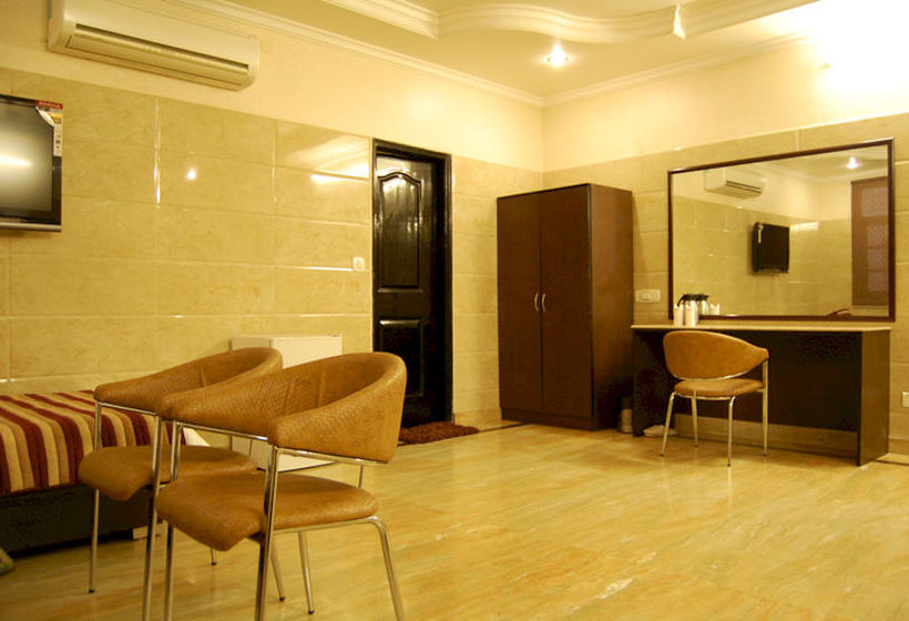 호텔 Treebo Trend Singh Sons Karol Bagh