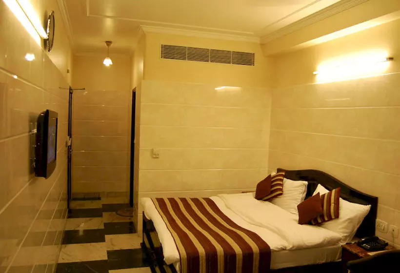 Hotelli Treebo Trend Singh Sons Karol Bagh