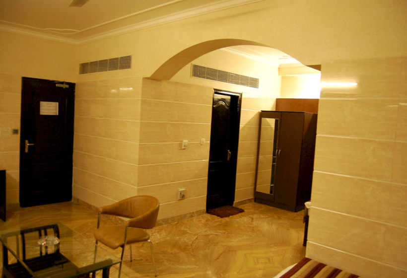 호텔 Treebo Trend Singh Sons Karol Bagh