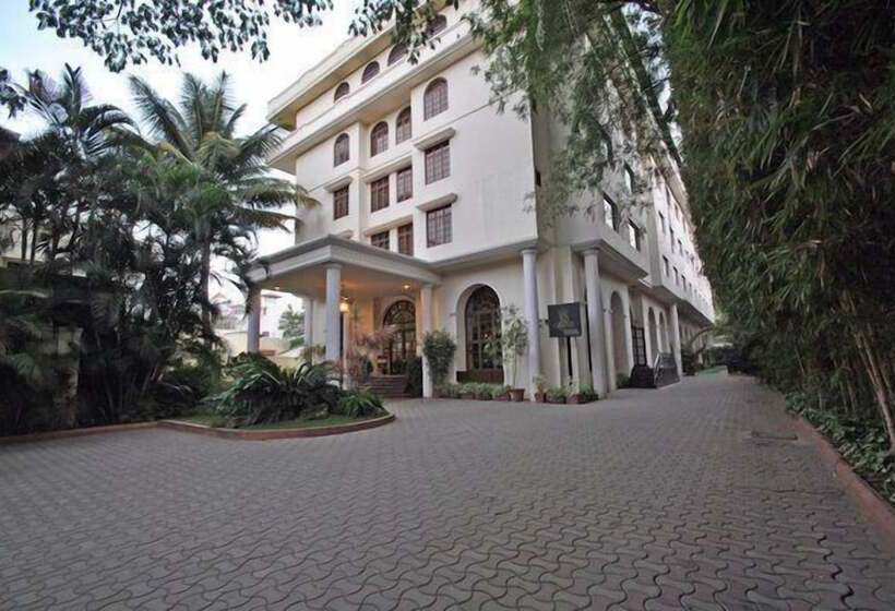 فندق The Grand Magrath