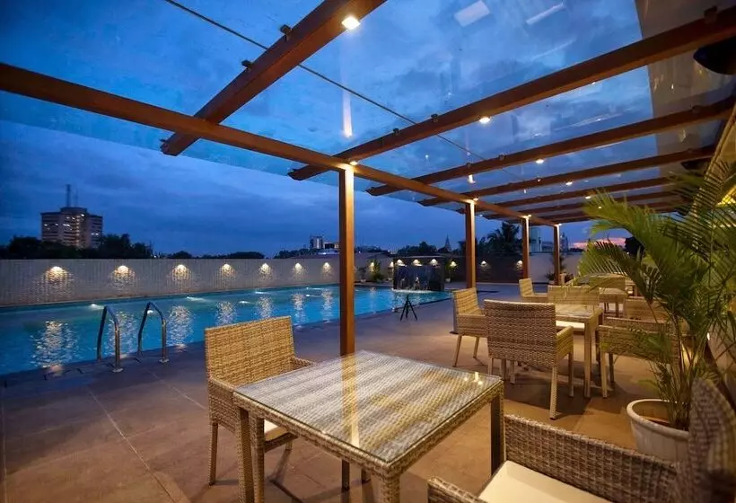 Hotel The Grand Magrath