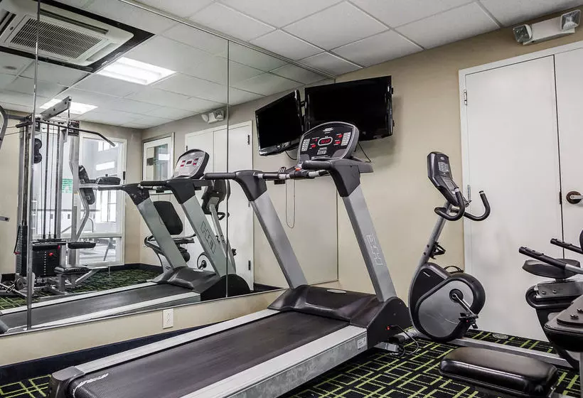 호텔 Comfort Inn Kansas City Airport