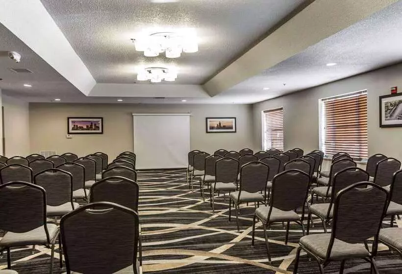 호텔 Comfort Suites Pineville  Ballantyne Area