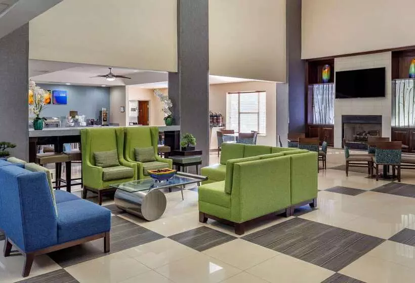 호텔 Comfort Suites Pineville  Ballantyne Area