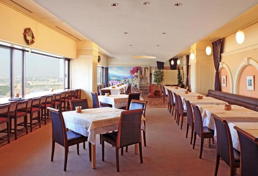 בית מלון כפרי Crown Palais Chiryu