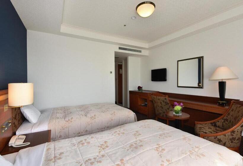 בית מלון כפרי Crown Palais Chiryu