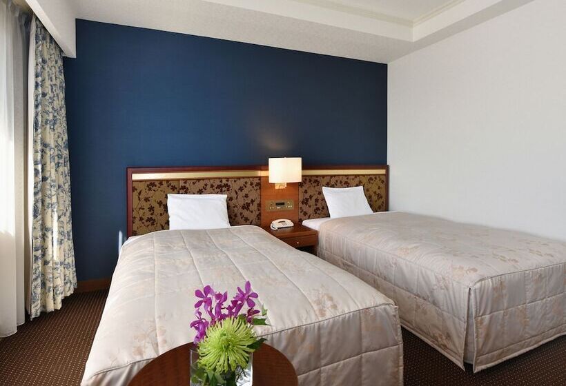 בית מלון כפרי Crown Palais Chiryu