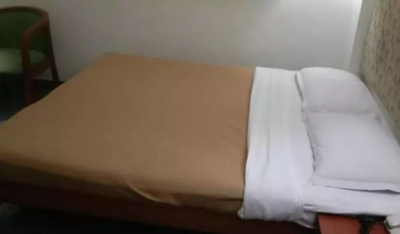 ホテル Goutham Manor