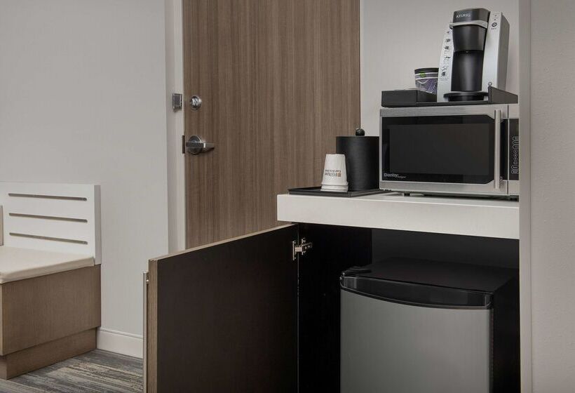 فندق Hilton Garden Inn Columbia Airport