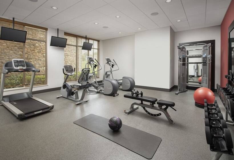 فندق Hilton Garden Inn Columbia Airport