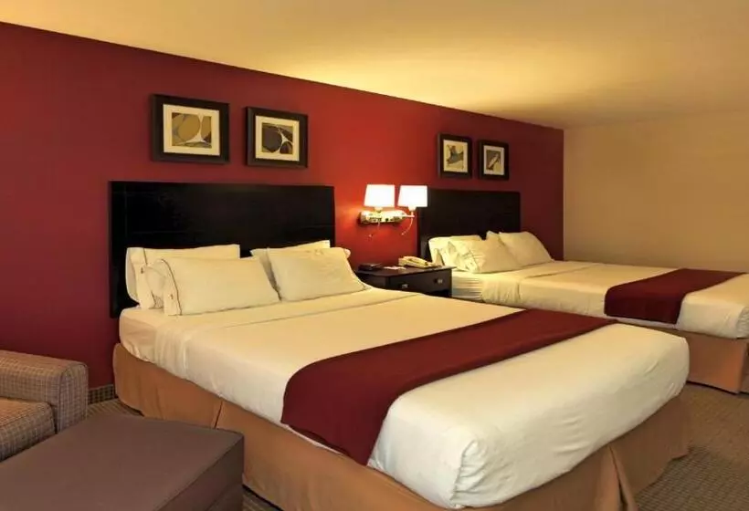 Holiday Inn Express Hotel & Suites Defiance, An Ihg