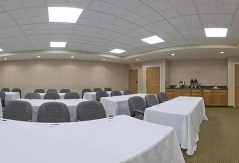 Holiday Inn Express Hotel & Suites Defiance, An Ihg