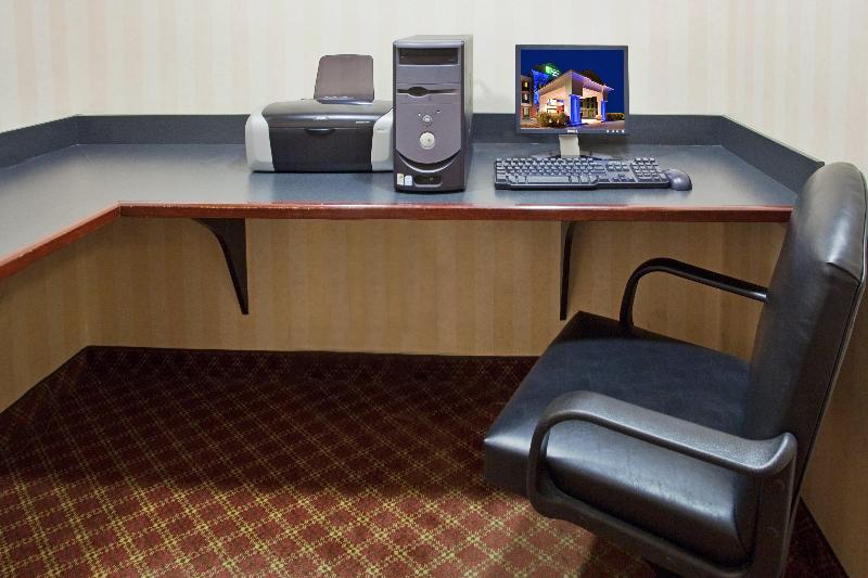 Holiday Inn Express Hotel & Suites Drums Hazelton, An Ihg