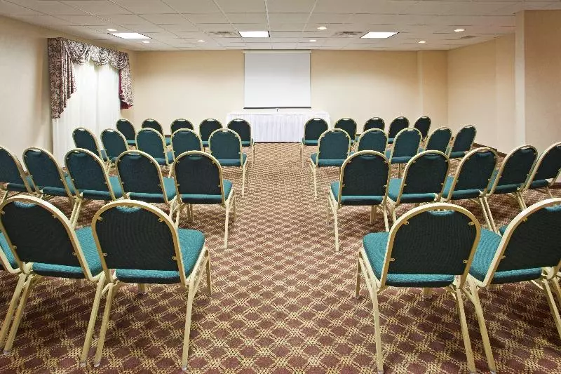 Holiday Inn Express Hotel & Suites Franklin Oil City By Ihg