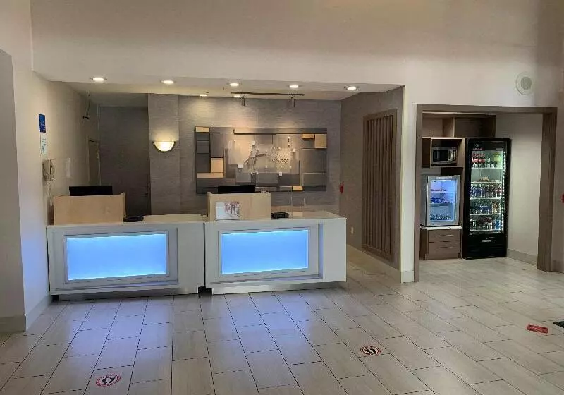 Holiday Inn Express Hotel & Suites Franklin Oil City By Ihg