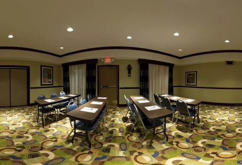 Holiday Inn Express Hotel & Suites Pauls Valley By Ihg