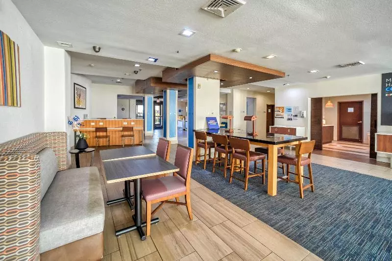 酒店 Holiday Inn Express Suites Beeville By Ihg