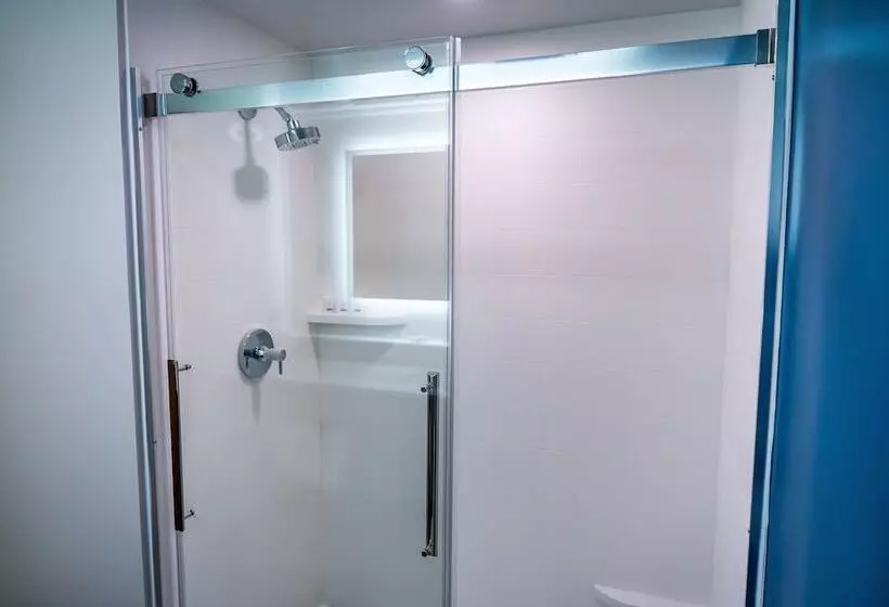 ホテル Holiday Inn Express Carneys Point New Jersey Turnpike Exit 1, An Ihg