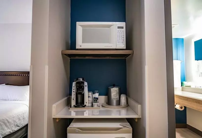 ホテル Holiday Inn Express Carneys Point New Jersey Turnpike Exit 1, An Ihg