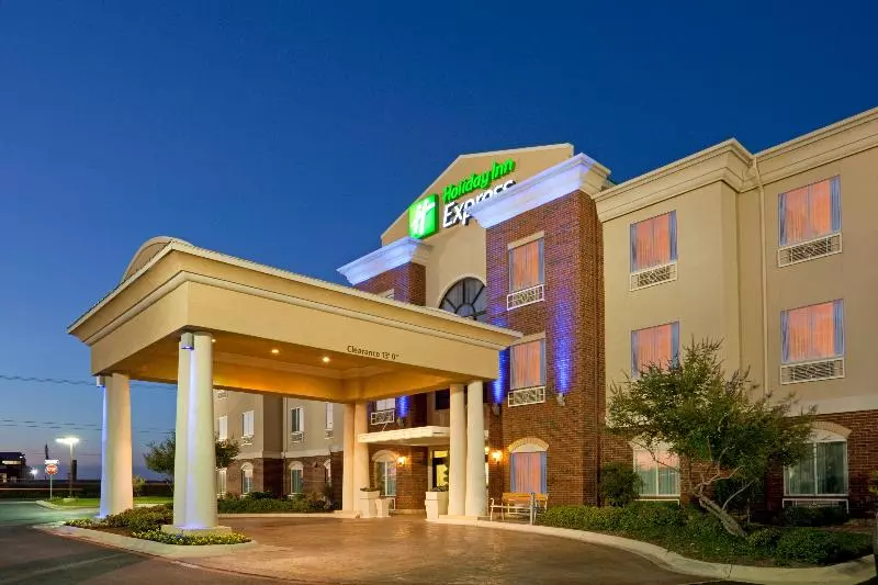 Отель Holiday Inn Express San Angelo, An Ihg