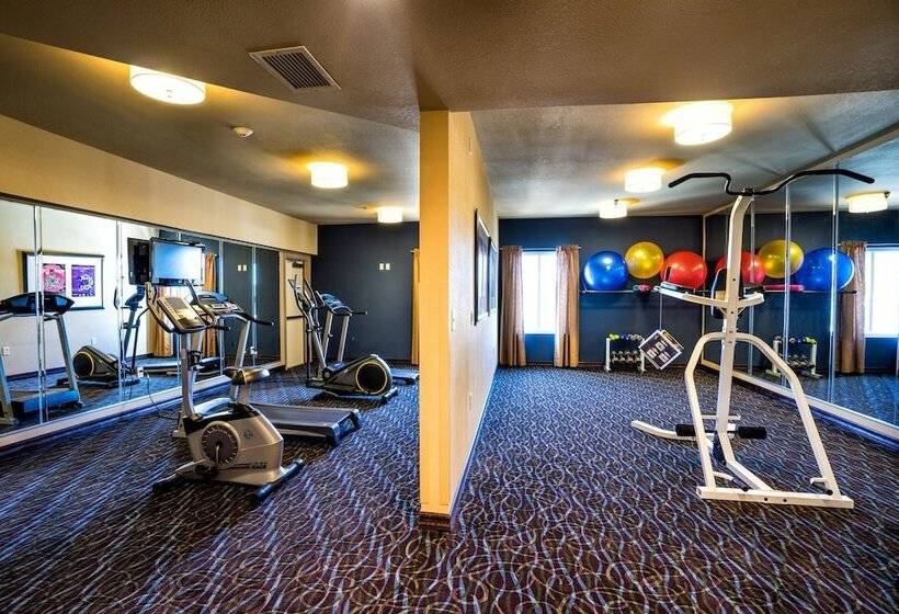 Отель Holiday Inn Express Silver City By Ihg