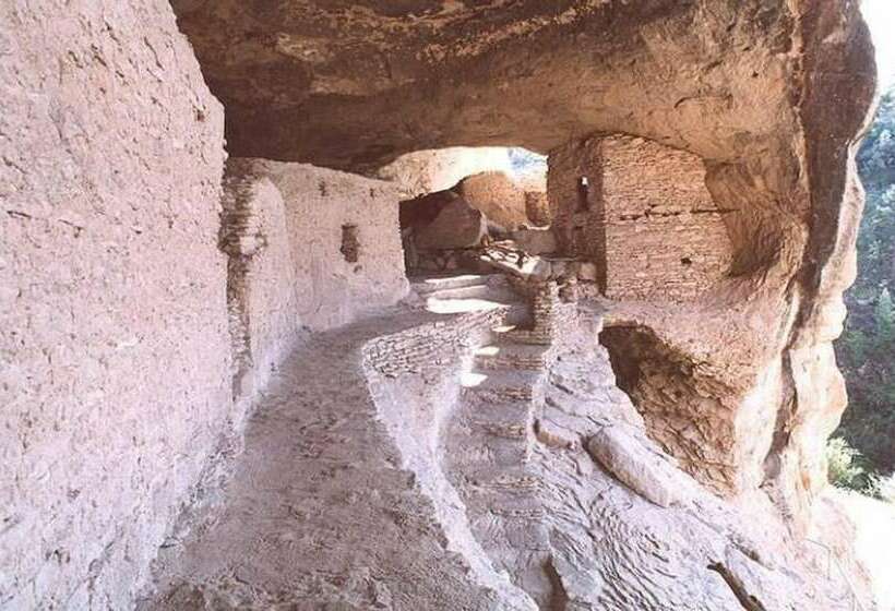 Отель Holiday Inn Express Silver City By Ihg