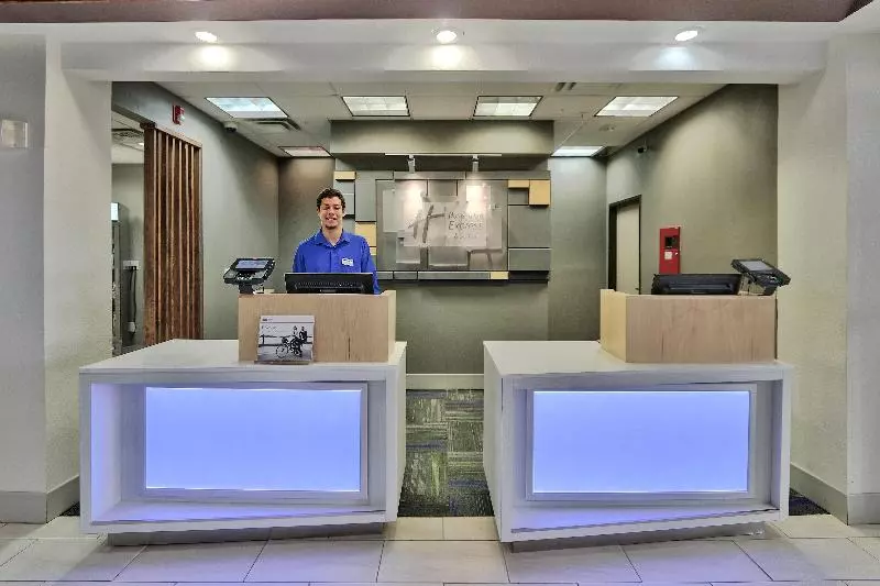酒店 Holiday Inn Express & Suites Portales, An Ihg