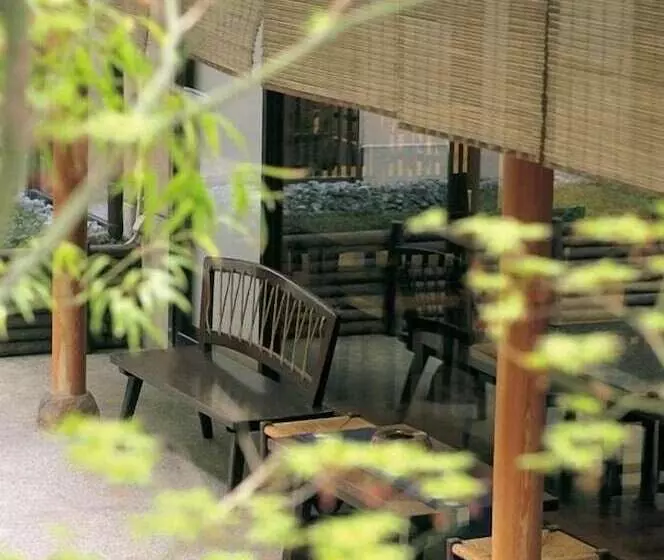 בית מלון כפרי Izumiso