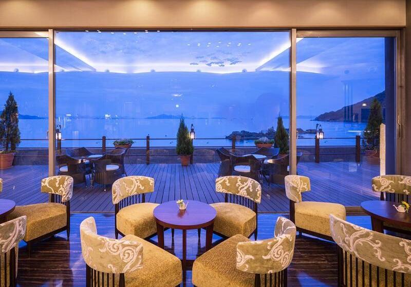 בית מלון כפרי Ofutei