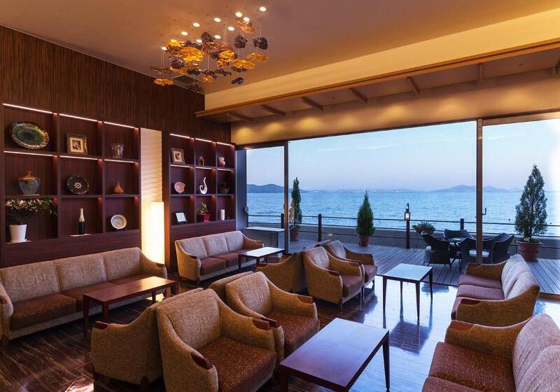 בית מלון כפרי Ofutei