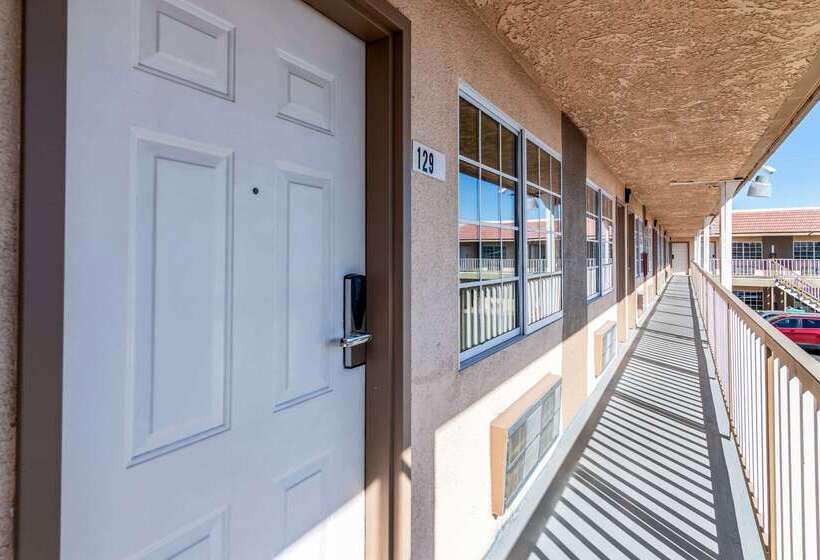 호텔 Rodeway Inn On Historic Route 66