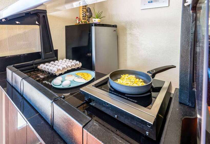 בית מלון כפרי Rodeway Inn On Historic Route 66