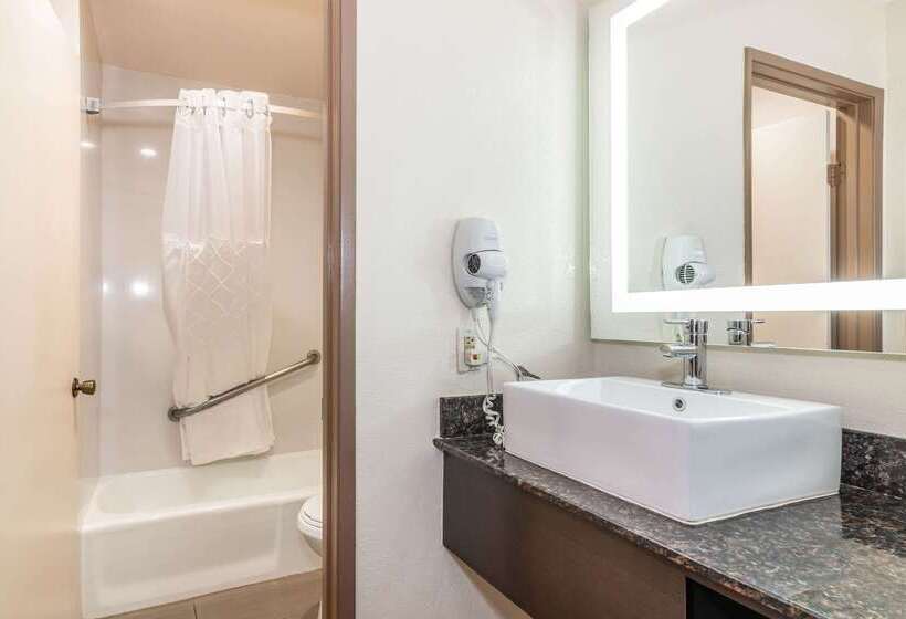 בית מלון כפרי Rodeway Inn On Historic Route 66