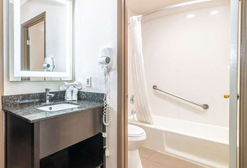 בית מלון כפרי Rodeway Inn On Historic Route 66