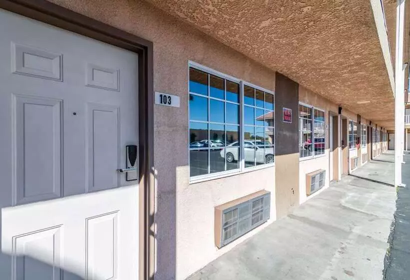 酒店 Rodeway Inn On Historic Route 66