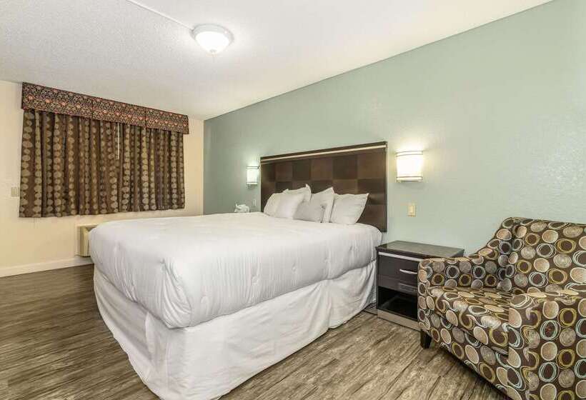 בית מלון כפרי Rodeway Inn On Historic Route 66