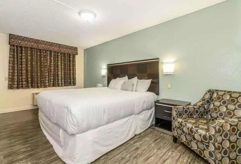 酒店 Rodeway Inn On Historic Route 66