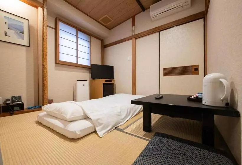 호텔 Ueno First City