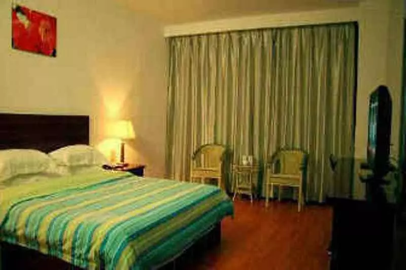 Super 8 Hotel Baoding Railway Station