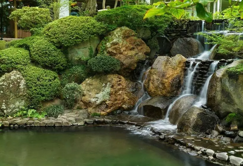 בית מלון כפרי 1000 Years Of Tradition Akiu Onsen Sakan