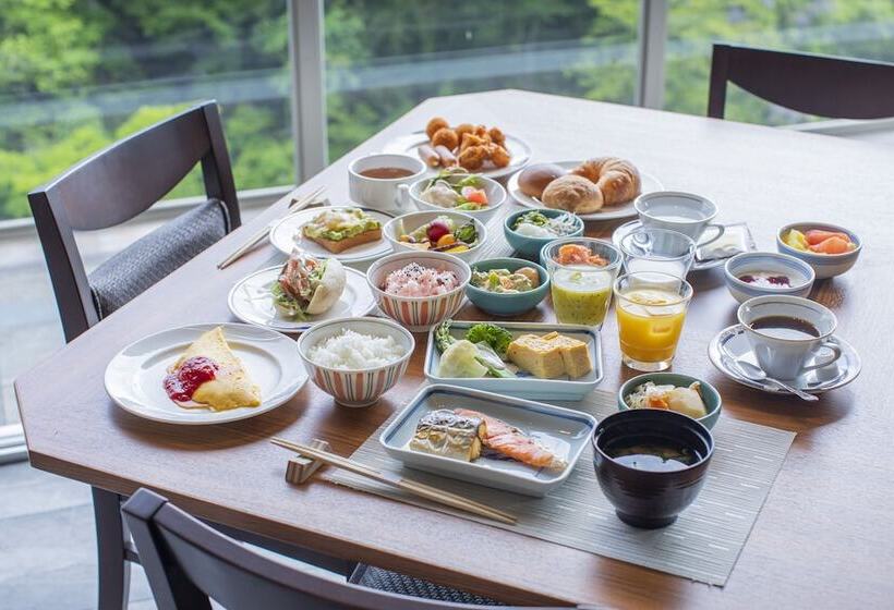 فندق 1000 Years Of Tradition   Akiu Onsen Sakan