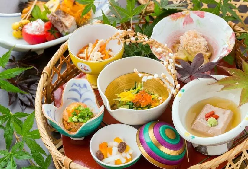 בית מלון כפרי 1000 Years Of Tradition Akiu Onsen Sakan