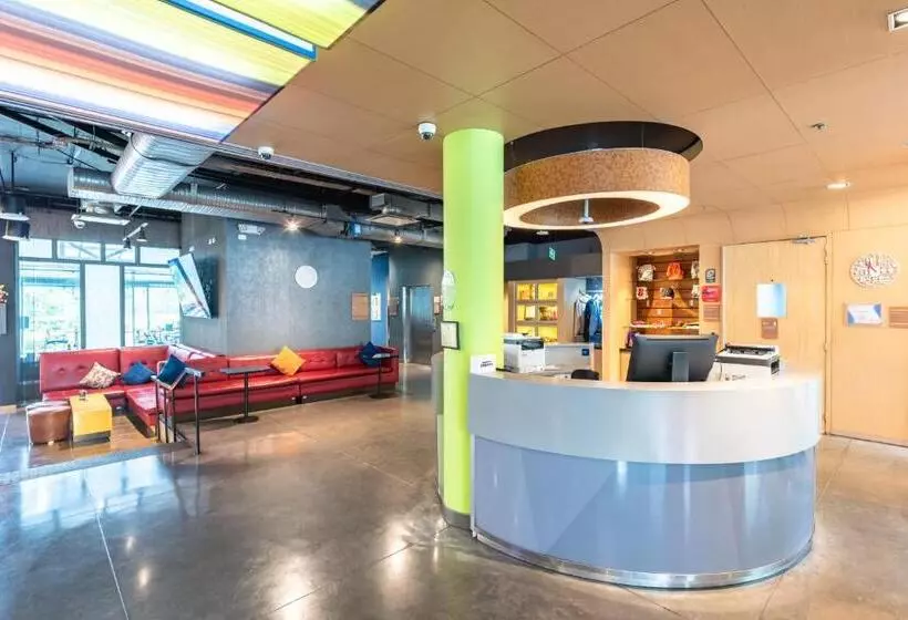 Отель Aloft Bogota Airport